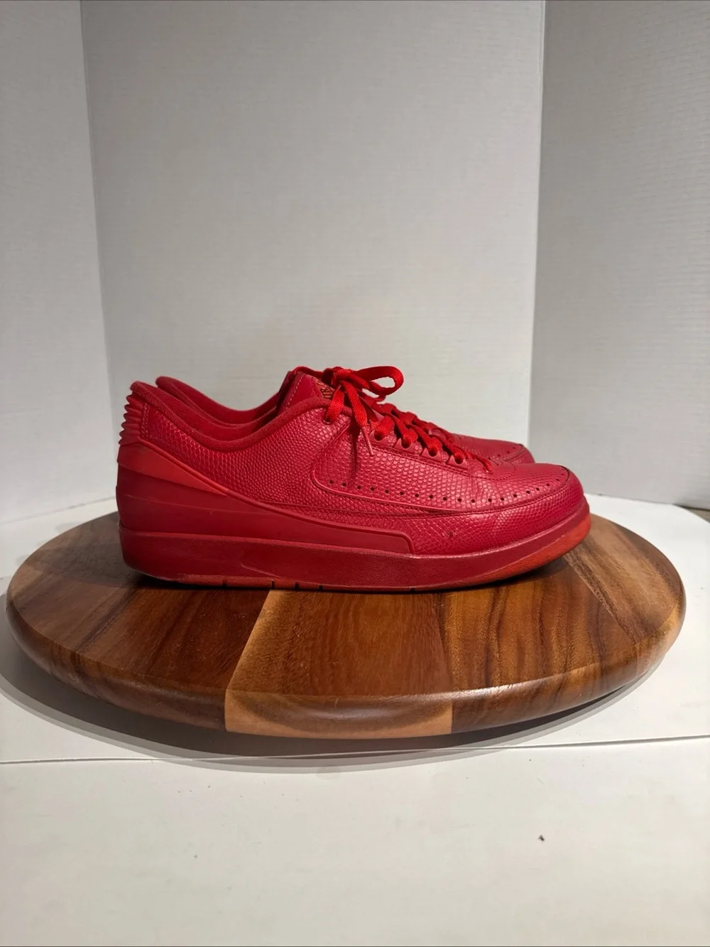 Nike Air Jordan 2 Retro Low Gym University 2016 Triple Red Men’s Size 11.5